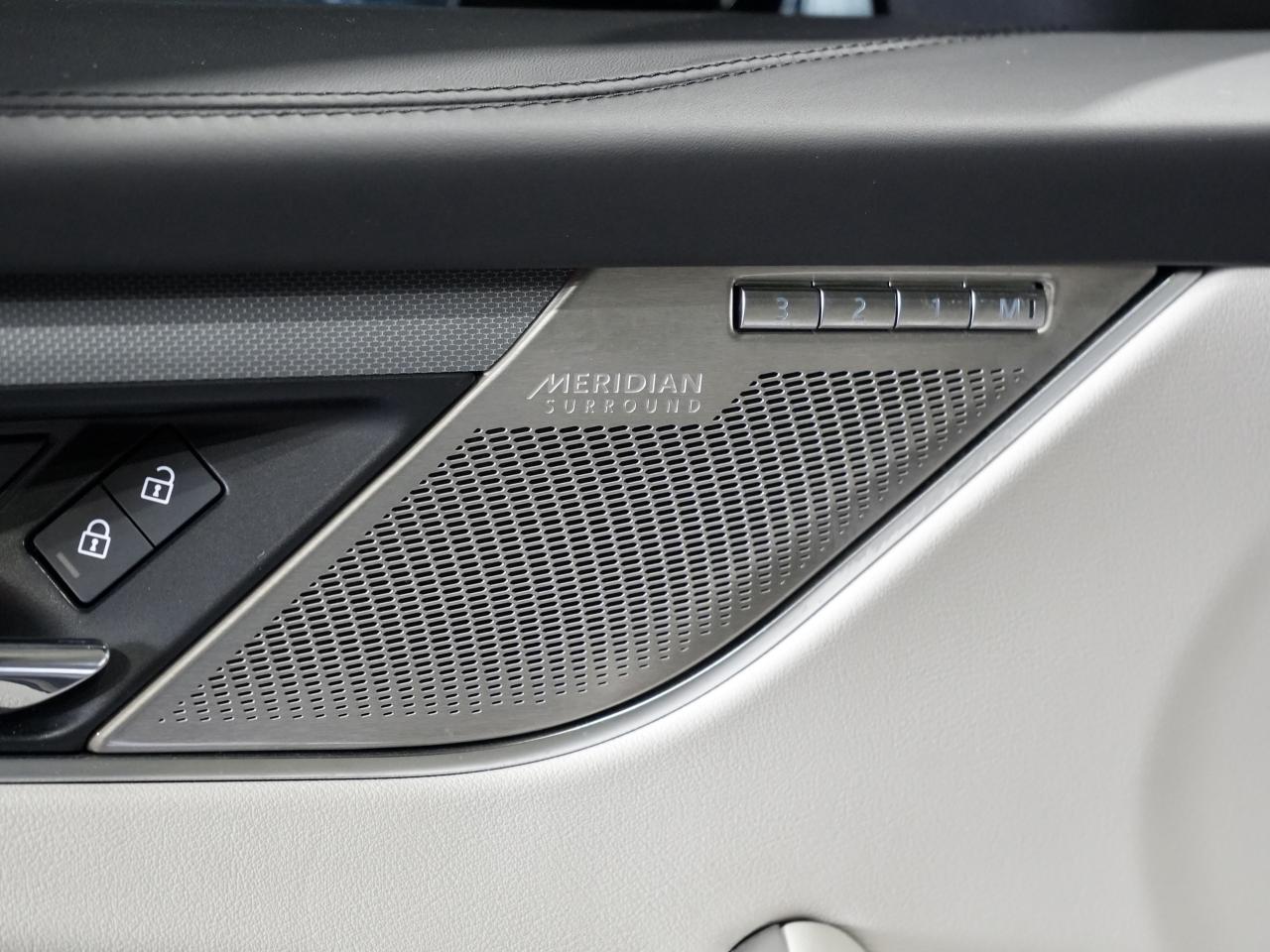 2024 Jaguar F-PACE SVR P550 Auto | HUD|360 CAM|MERIDIAN|PICKUP TODAY Photo