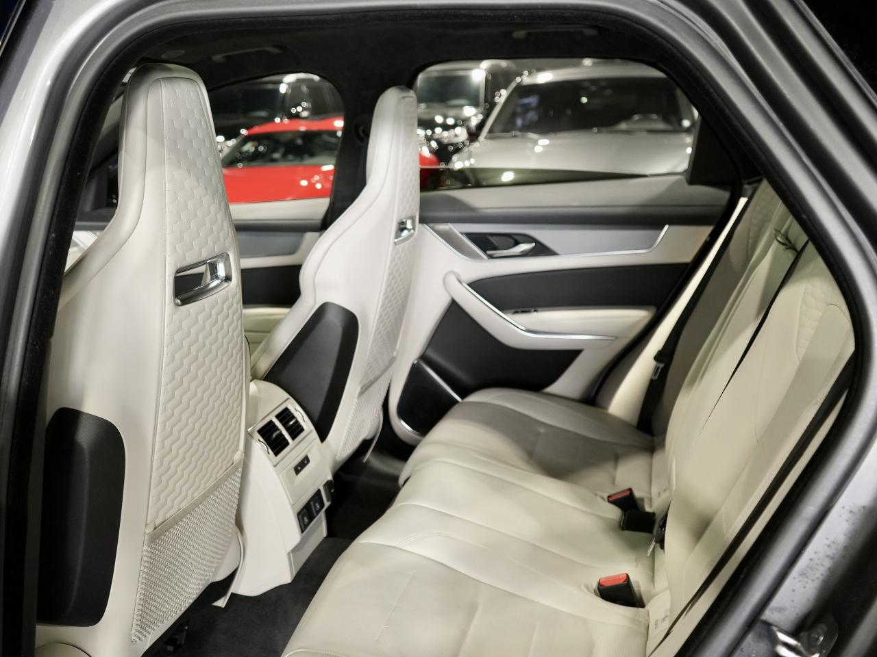 2024 Jaguar F-PACE SVR P550 Auto | HUD|360 CAM|MERIDIAN|PICKUP TODAY Photo