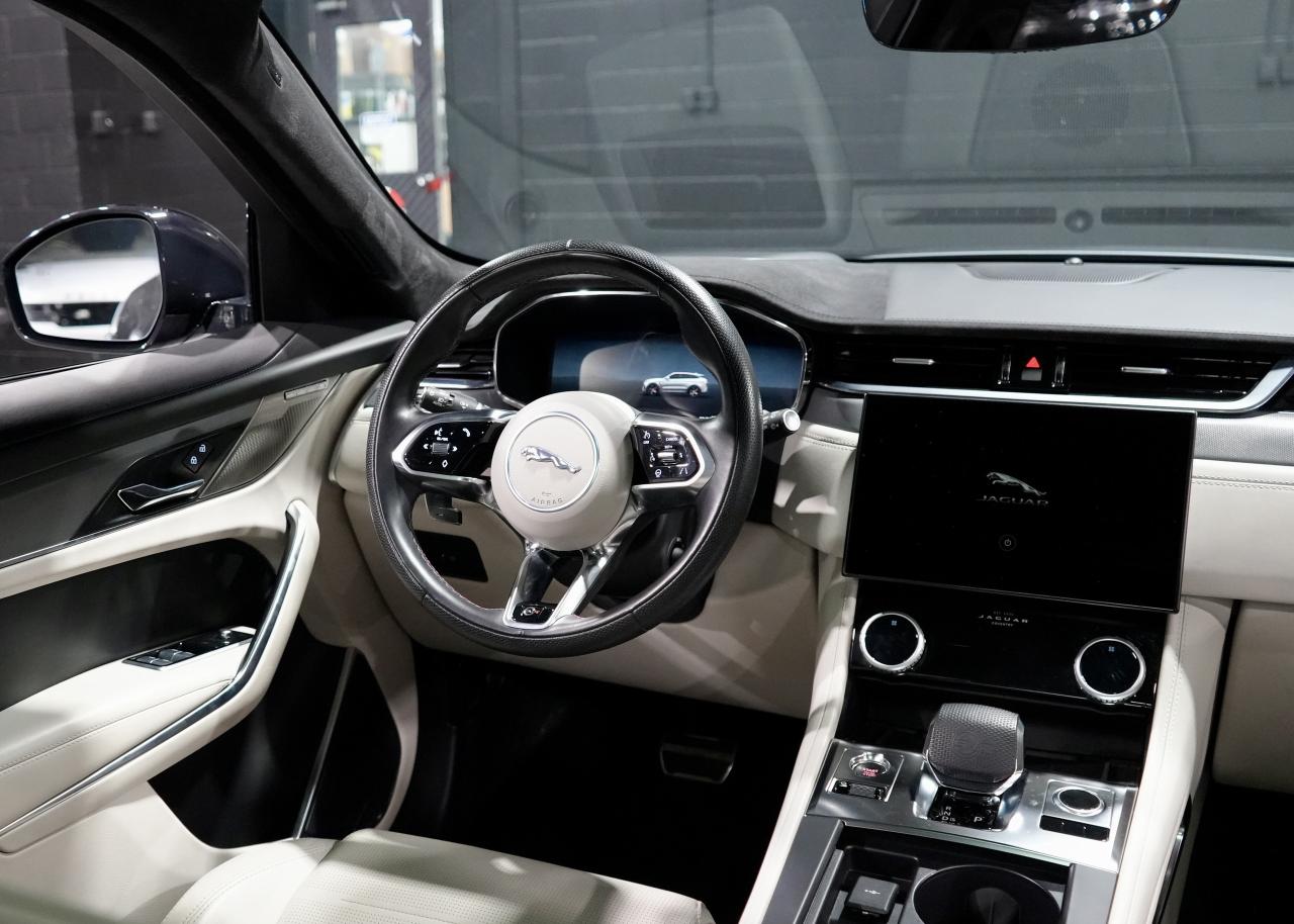 2024 Jaguar F-PACE SVR P550 Auto | HUD|360 CAM|MERIDIAN|PICKUP TODAY Photo