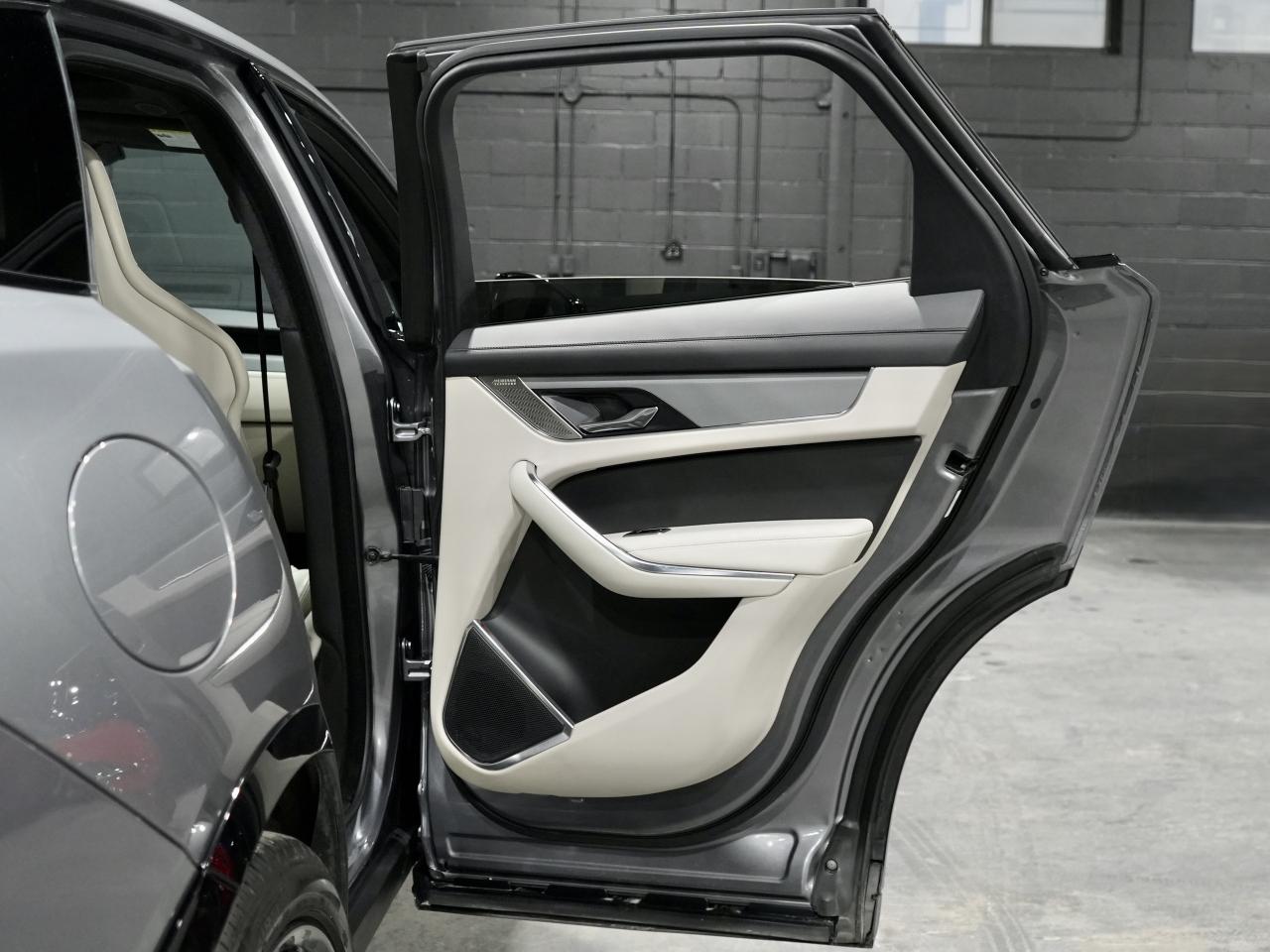 2024 Jaguar F-PACE SVR P550 Auto | HUD|360 CAM|MERIDIAN|PICKUP TODAY Photo