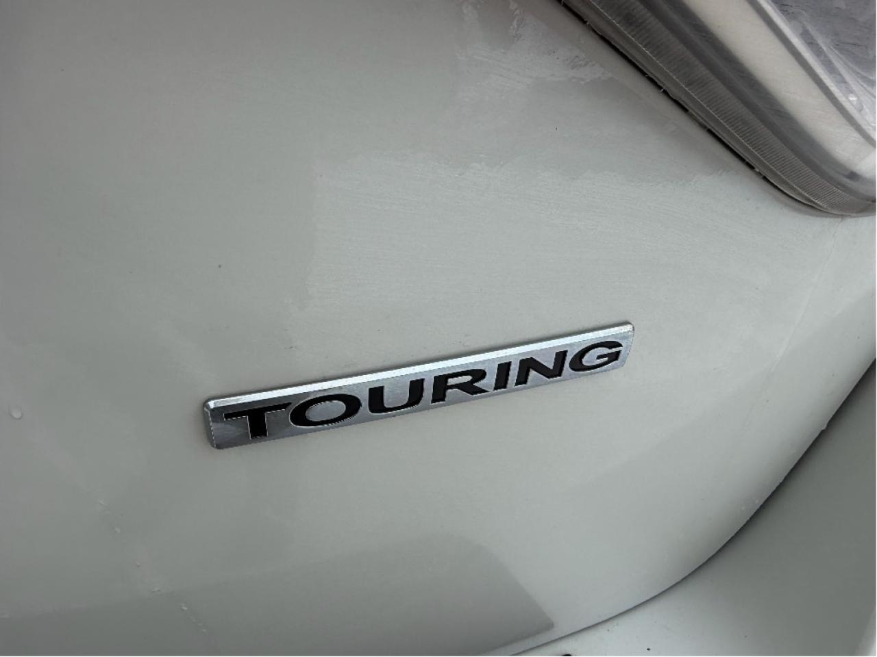 2014 Honda Odyssey Touring | Clean CARFAX | Very Well Maintained Photo