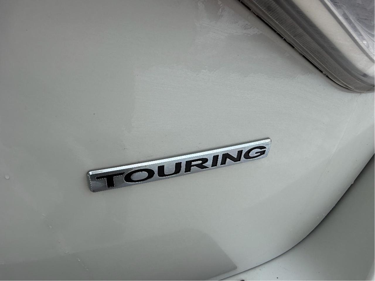 2014 Honda Odyssey Touring | Clean CARFAX | Very Well Maintained Photo