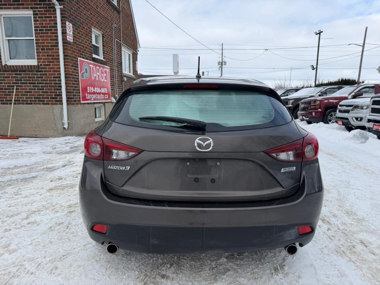 2016 Mazda MAZDA3 GX | Two Sets Of Tires Photo