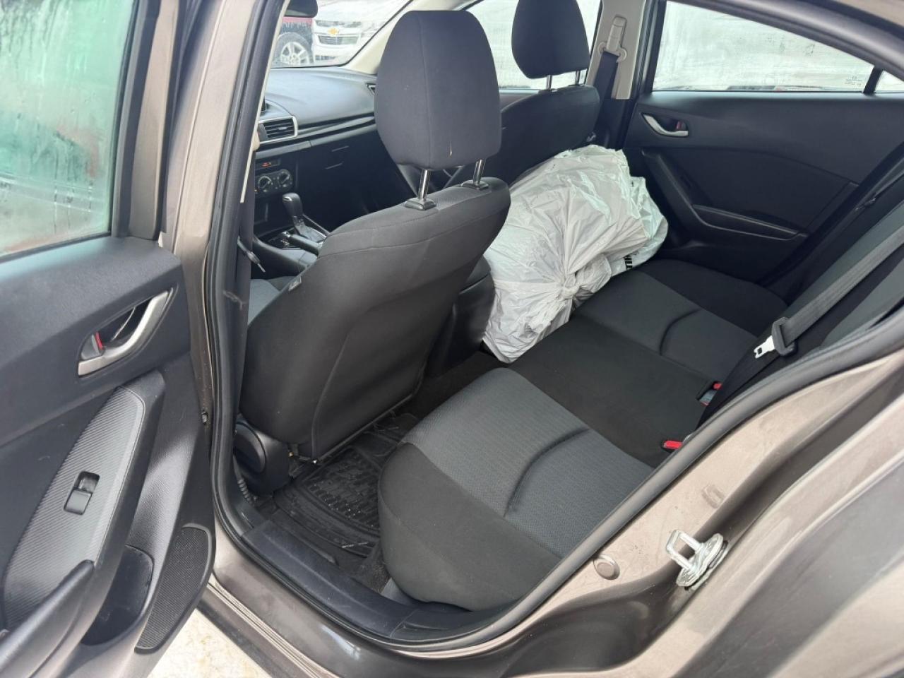 2016 Mazda MAZDA3 GX | Two Sets Of Tires Photo