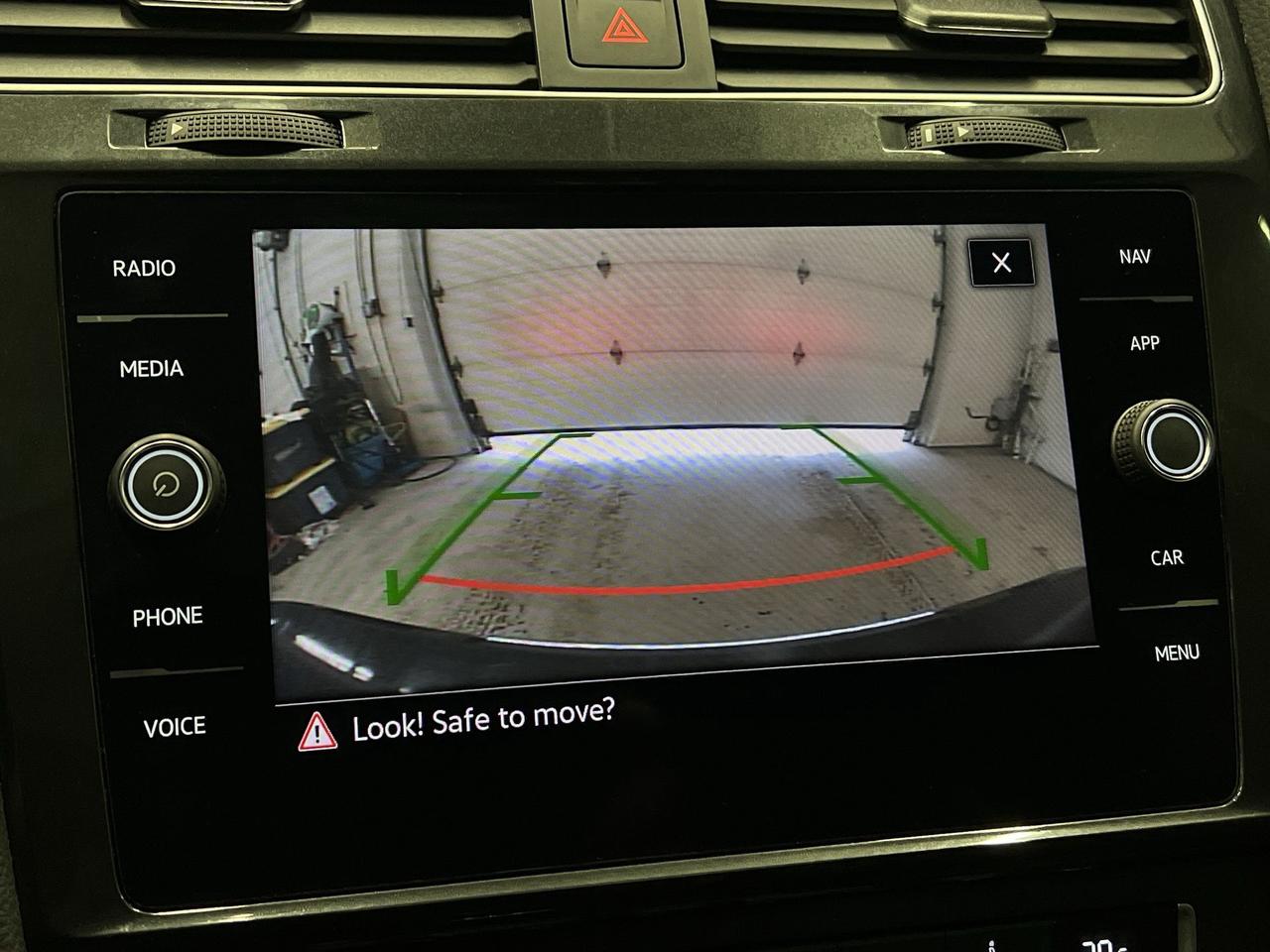 2021 Volkswagen Golf HIGHLINE |6-SPEED | HTD LEATHER |SUNROOF | CARPLAY Photo