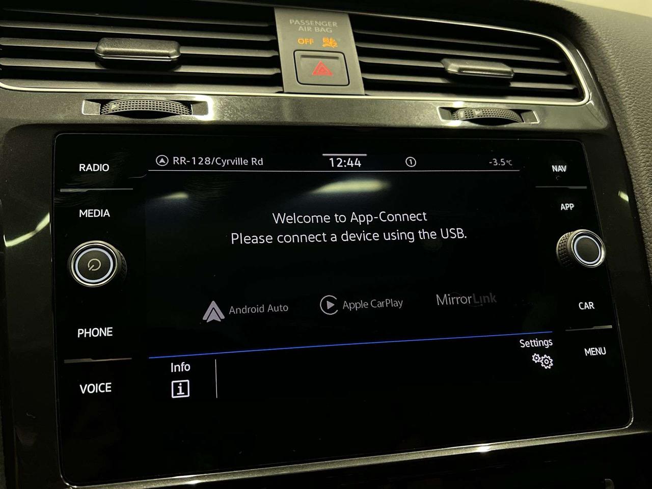 2021 Volkswagen Golf HIGHLINE |6-SPEED | HTD LEATHER |SUNROOF | CARPLAY Photo