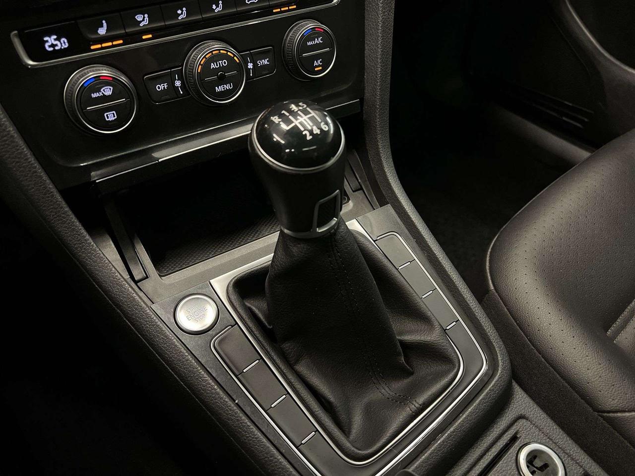 2021 Volkswagen Golf HIGHLINE |6-SPEED | HTD LEATHER |SUNROOF | CARPLAY Photo