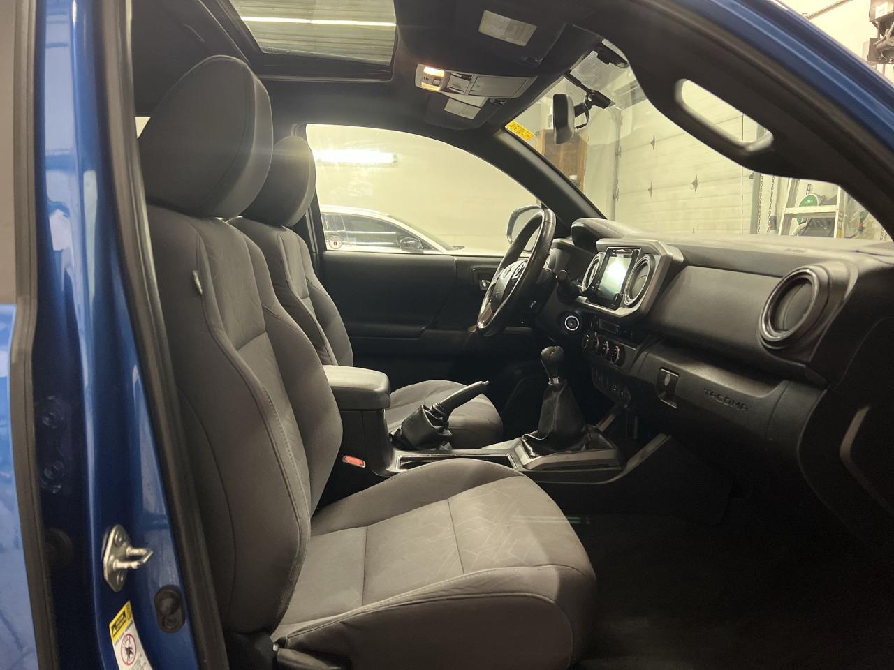 2016 Toyota Tacoma TRD SPORT 4X4 | UPGRADE PKG | DBL CAB | SUNROOF Photo