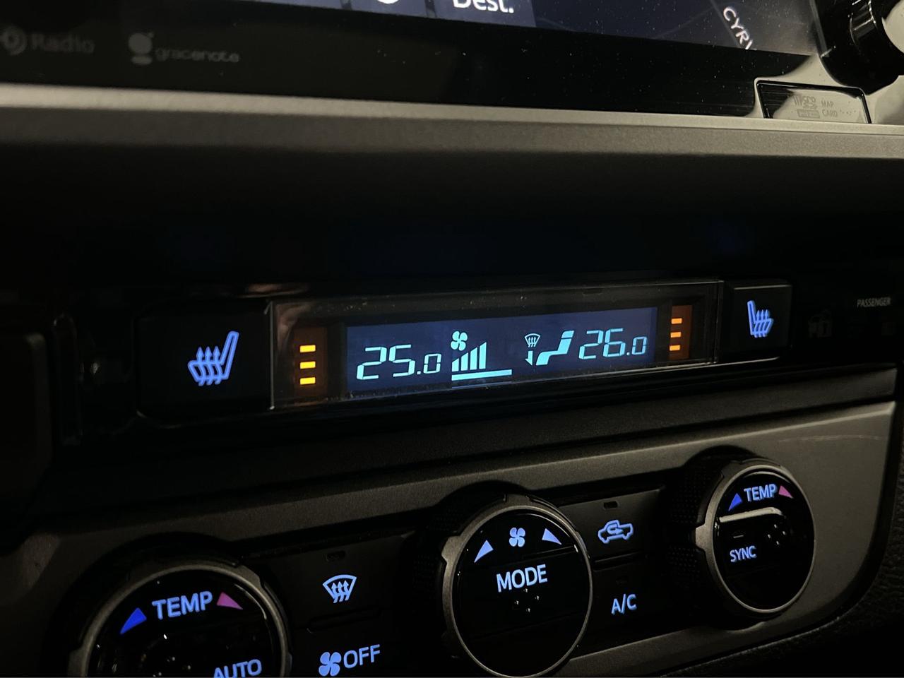 2016 Toyota Tacoma TRD SPORT 4X4 | UPGRADE PKG | DBL CAB | SUNROOF Photo