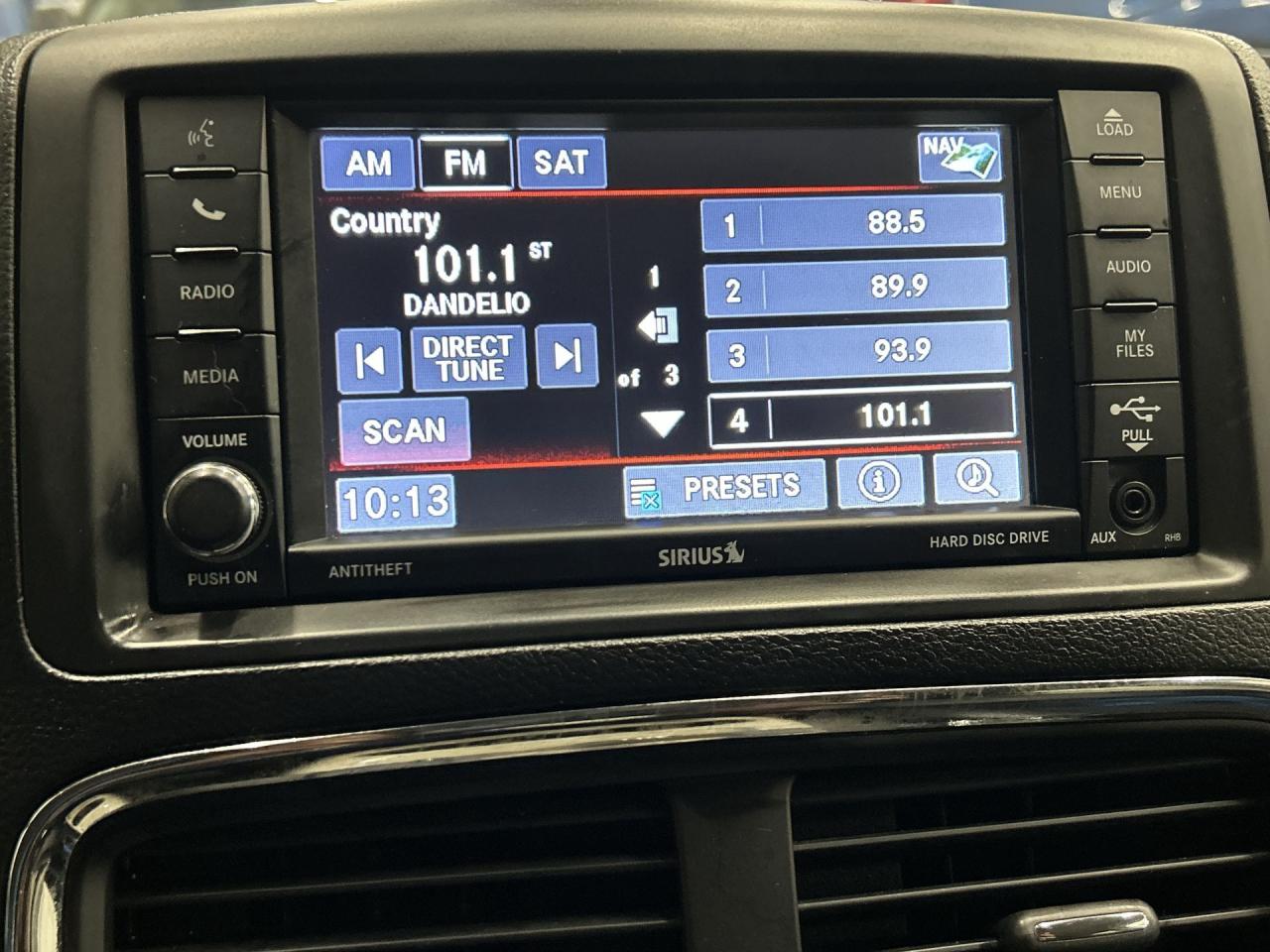 2017 Dodge Grand Caravan CREW PLUS | 7-PASS | LEATHER | DVD | REMOTE START Photo