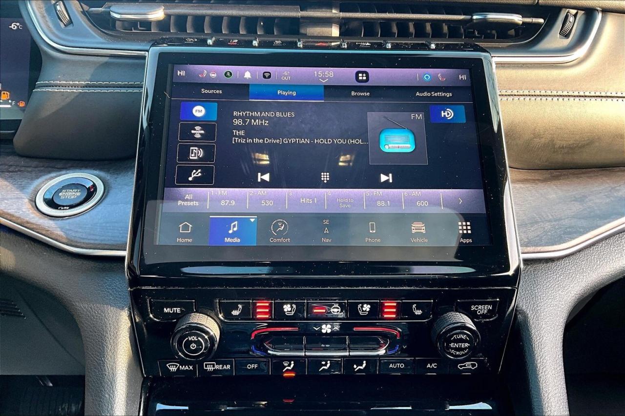 2023 Jeep Grand Cherokee L Overland | 6Seat | Vented Leather | Panoroof | 4X4 Photo