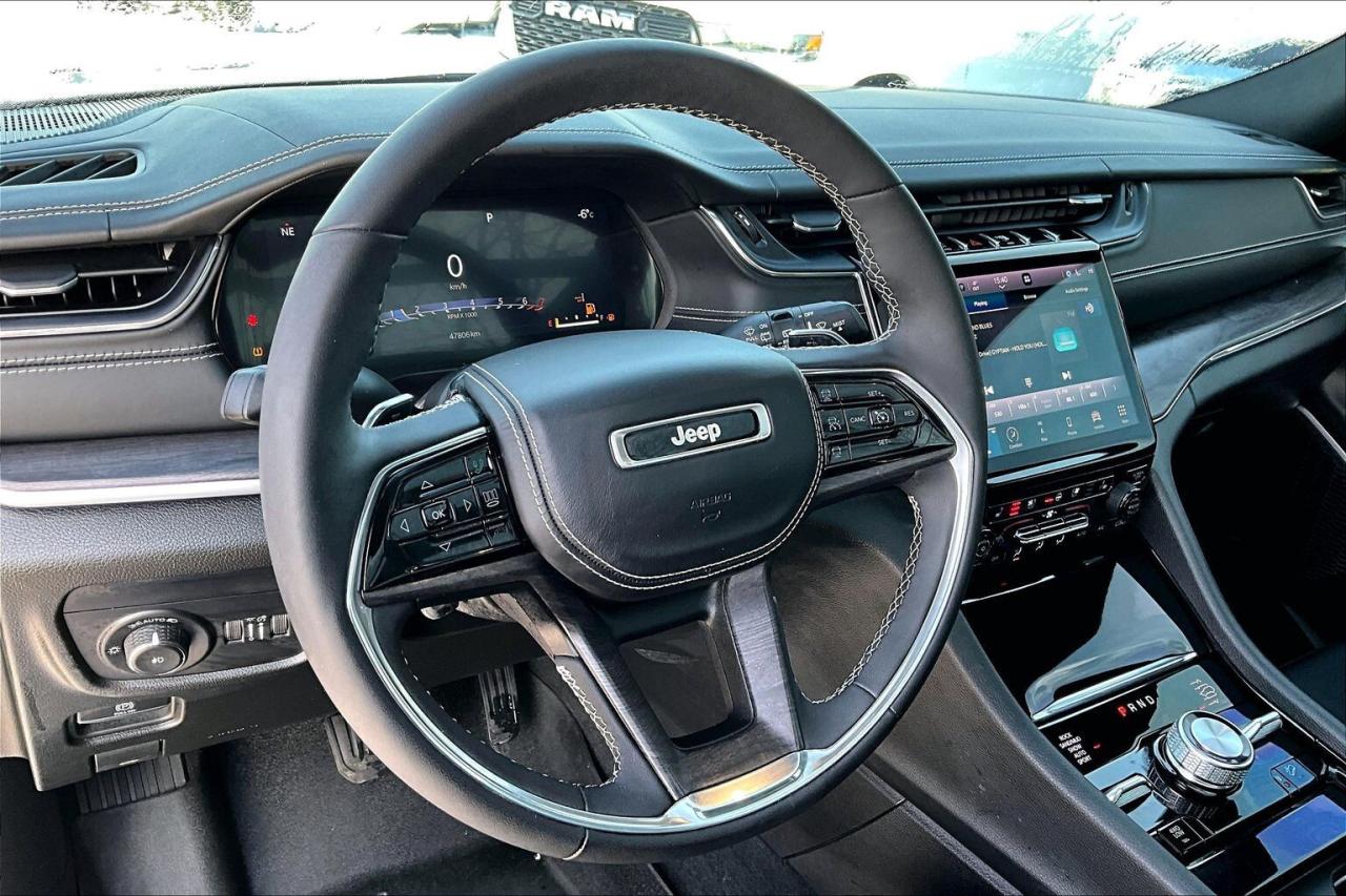 2023 Jeep Grand Cherokee L Overland | 6Seat | Vented Leather | Panoroof | 4X4 Photo