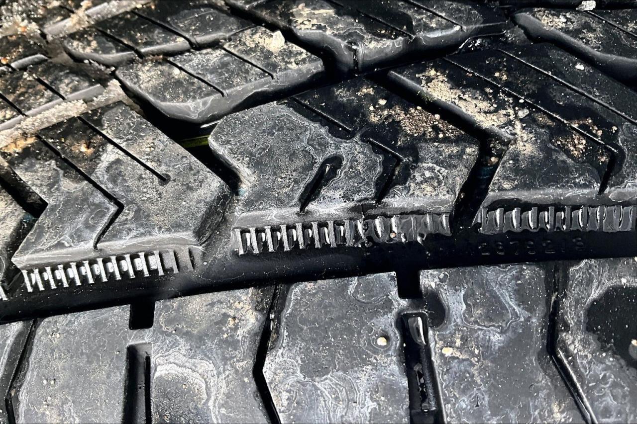 2024 Volkswagen Atlas Peak Edition | 7Seat | Heated/Vented Leather | AWD Photo