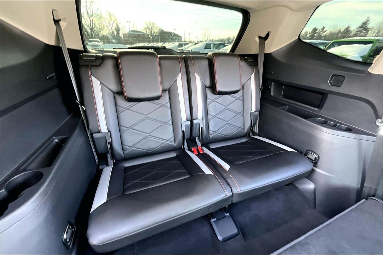 2024 Volkswagen Atlas Peak Edition | 7Seat | Heated/Vented Leather | AWD Photo