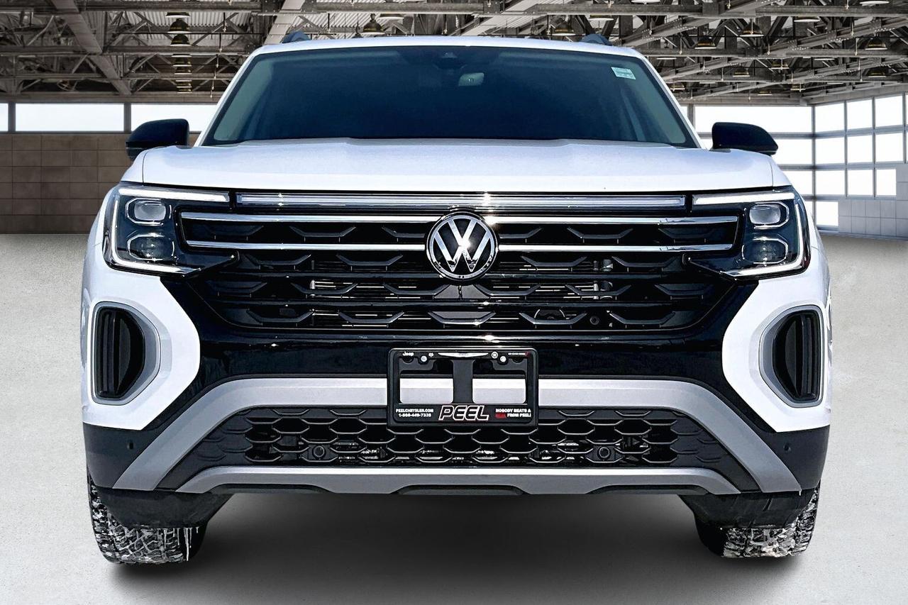 2024 Volkswagen Atlas Peak Edition | 7Seat | Heated/Vented Leather | AWD Photo2