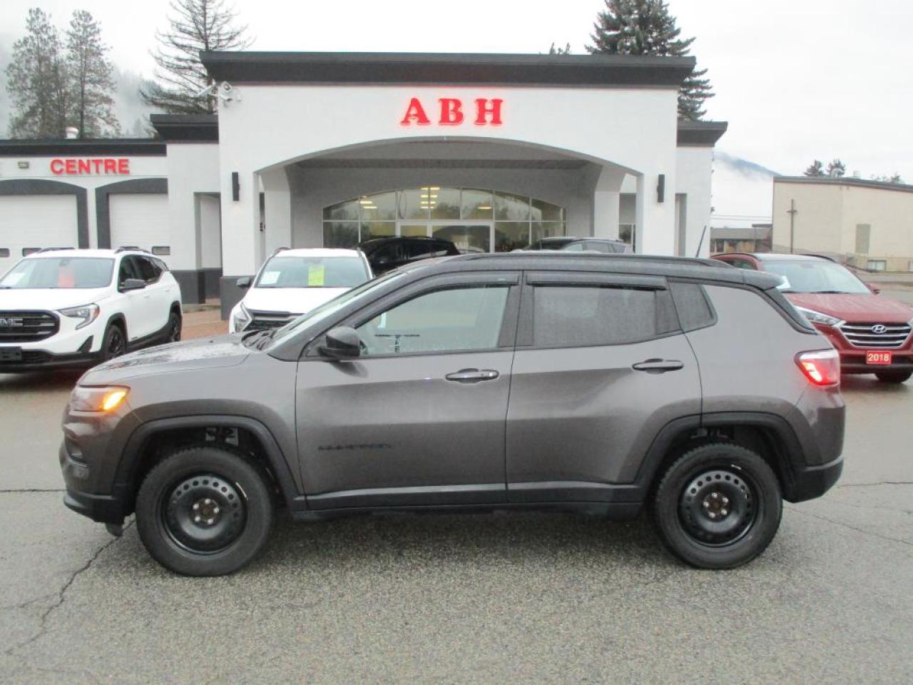 2024 Jeep Compass ALTITUDE 4WD - Photo #3