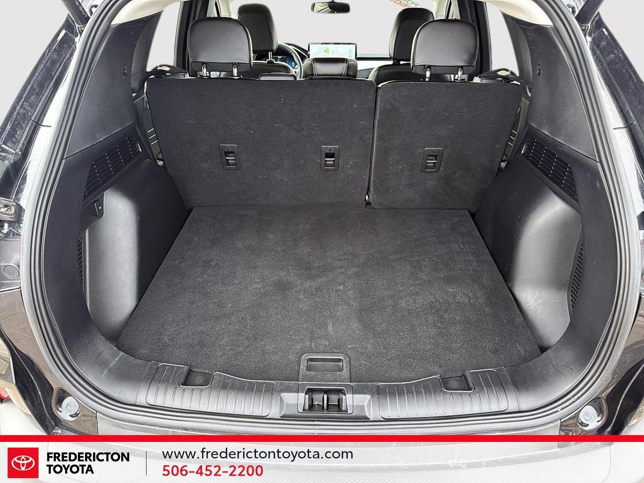 2024 Ford Escape Platinum Photo