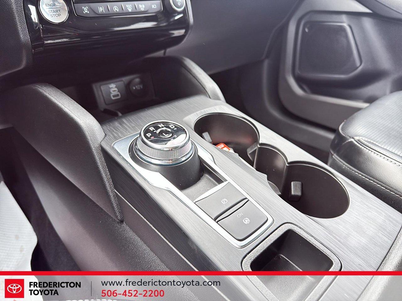 2024 Ford Escape Platinum Photo