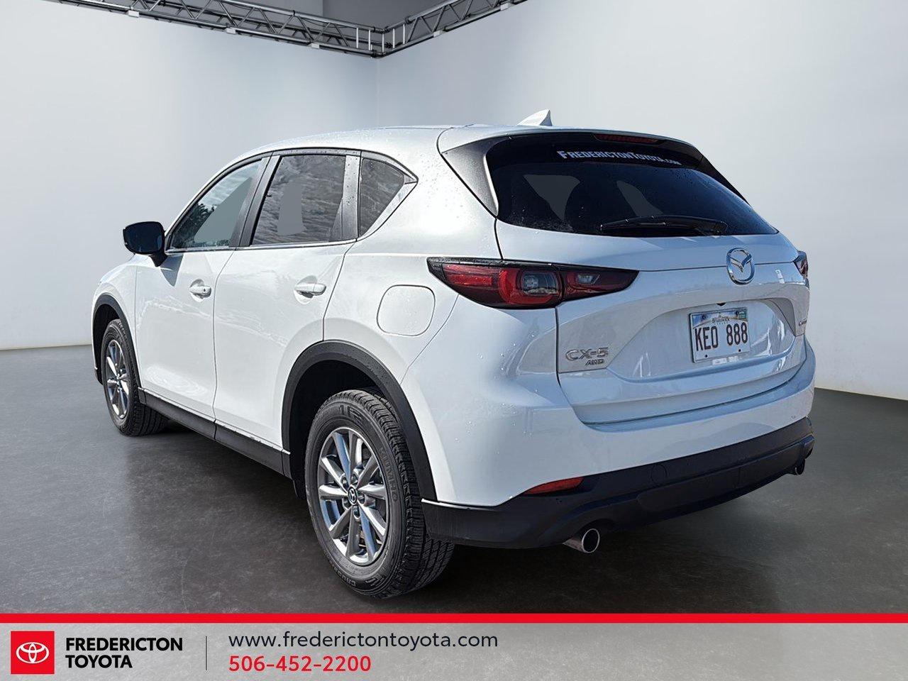 2024 Mazda CX-5 GS Photo3