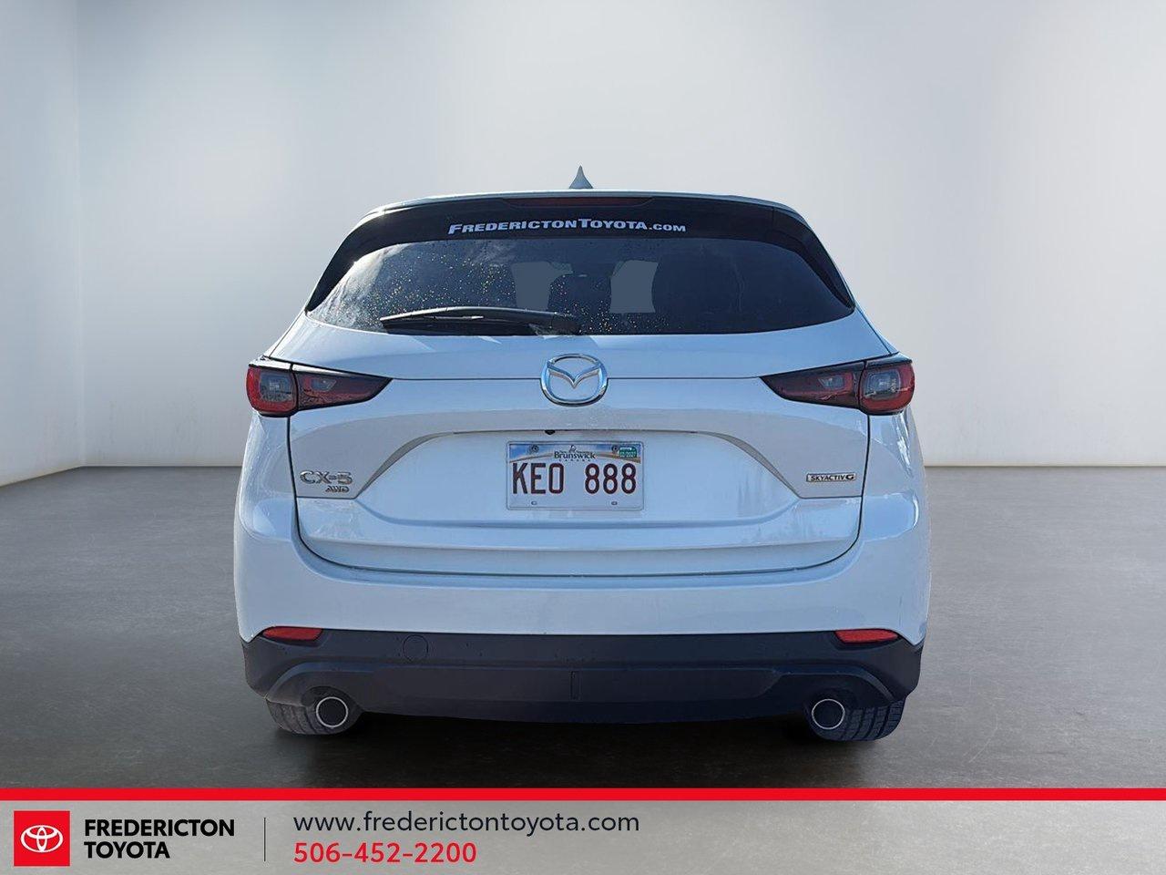 2024 Mazda CX-5 GS Photo2