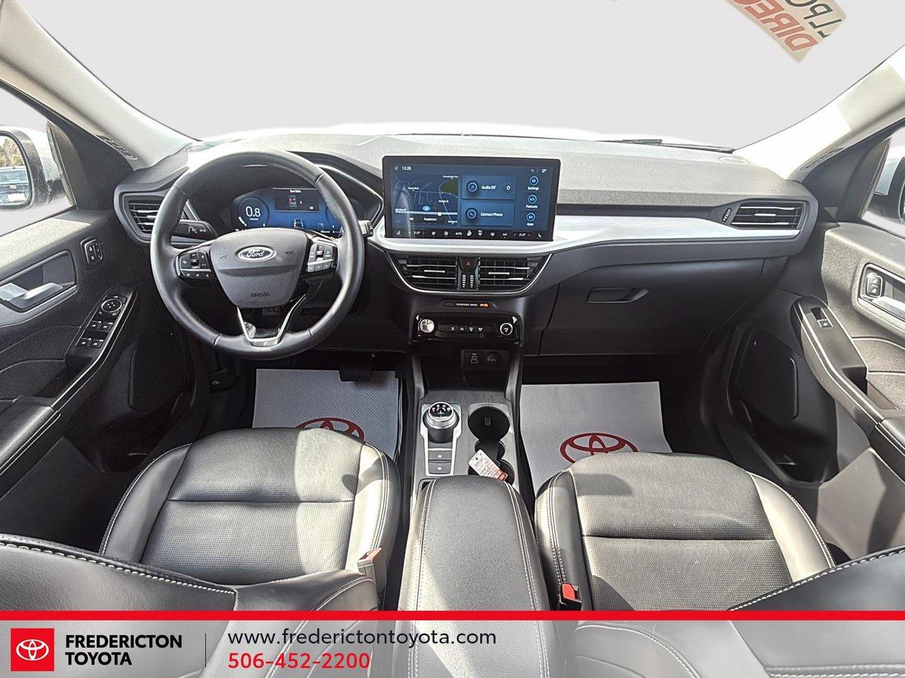 2025 Ford Escape Platinum Photo