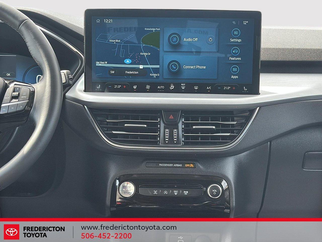 2025 Ford Escape Platinum Photo