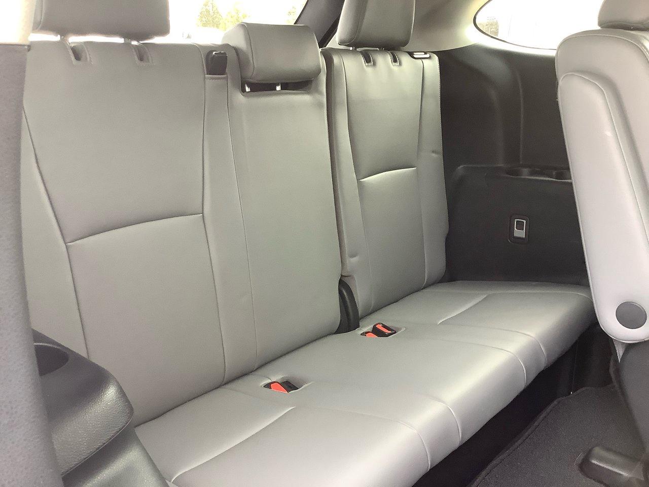 2022 Toyota Highlander HYBRID XLE Photo