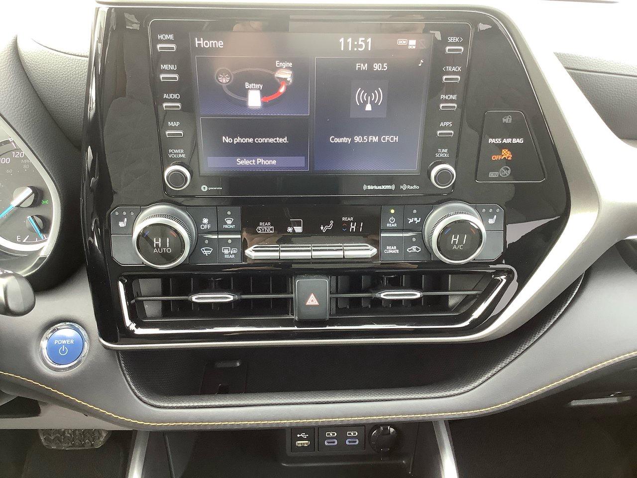 2022 Toyota Highlander HYBRID XLE Photo