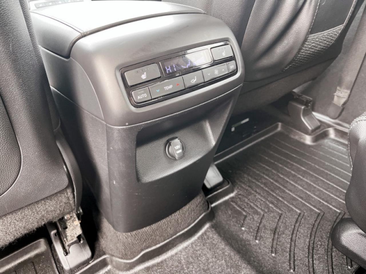 2022 Hyundai PALISADE Luxury 7-Passenger  **ONE OWNER** Photo