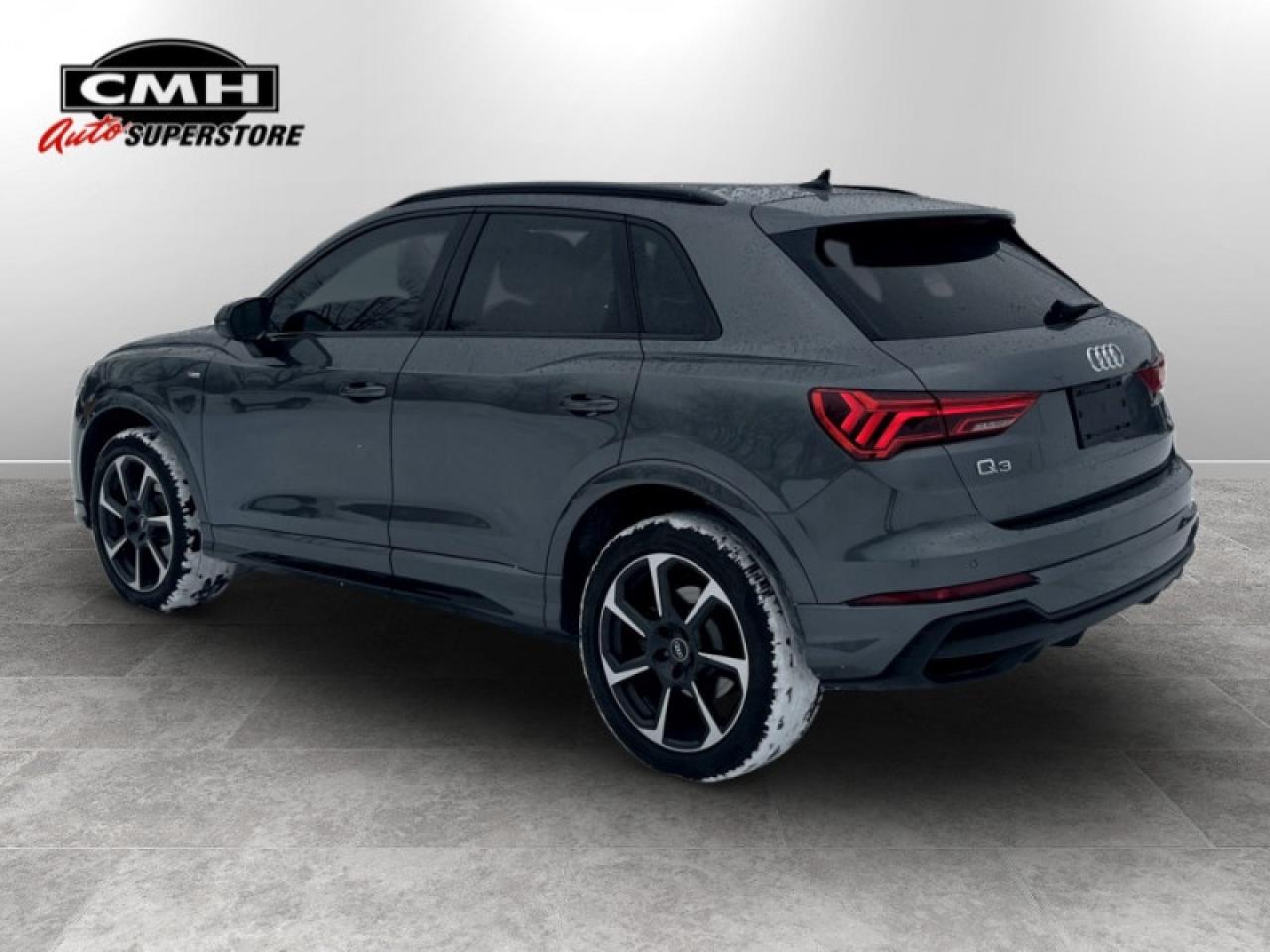 2023 Audi Q3 Technik 45 TFSI  **S LINE - ONE OWNER** Photo