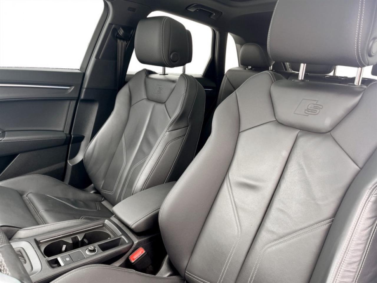 2023 Audi Q3 Technik 45 TFSI  **S LINE - ONE OWNER** Photo