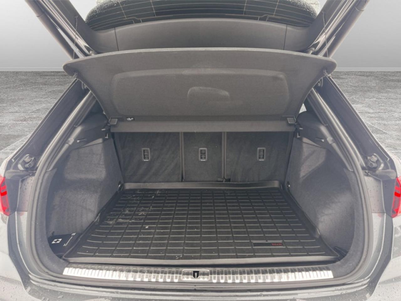 2023 Audi Q3 Technik 45 TFSI  **S LINE - ONE OWNER** Photo