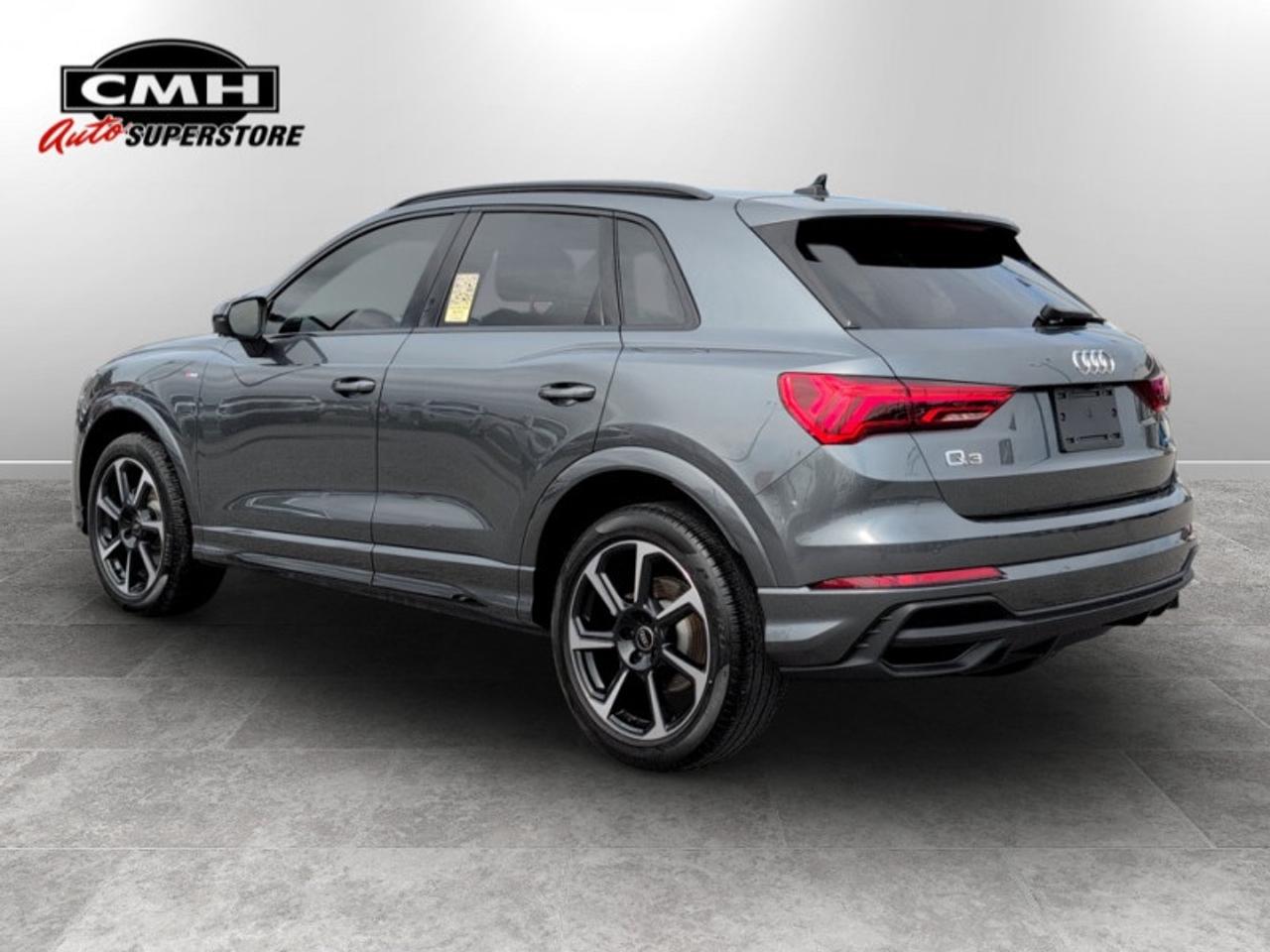 2023 Audi Q3 Technik 45 TFSI  **S LINE - ONE OWNER** Photo
