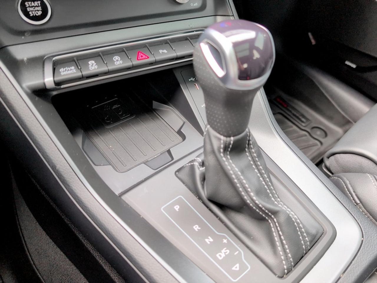 2023 Audi Q3 Technik 45 TFSI  **S LINE - ONE OWNER** Photo