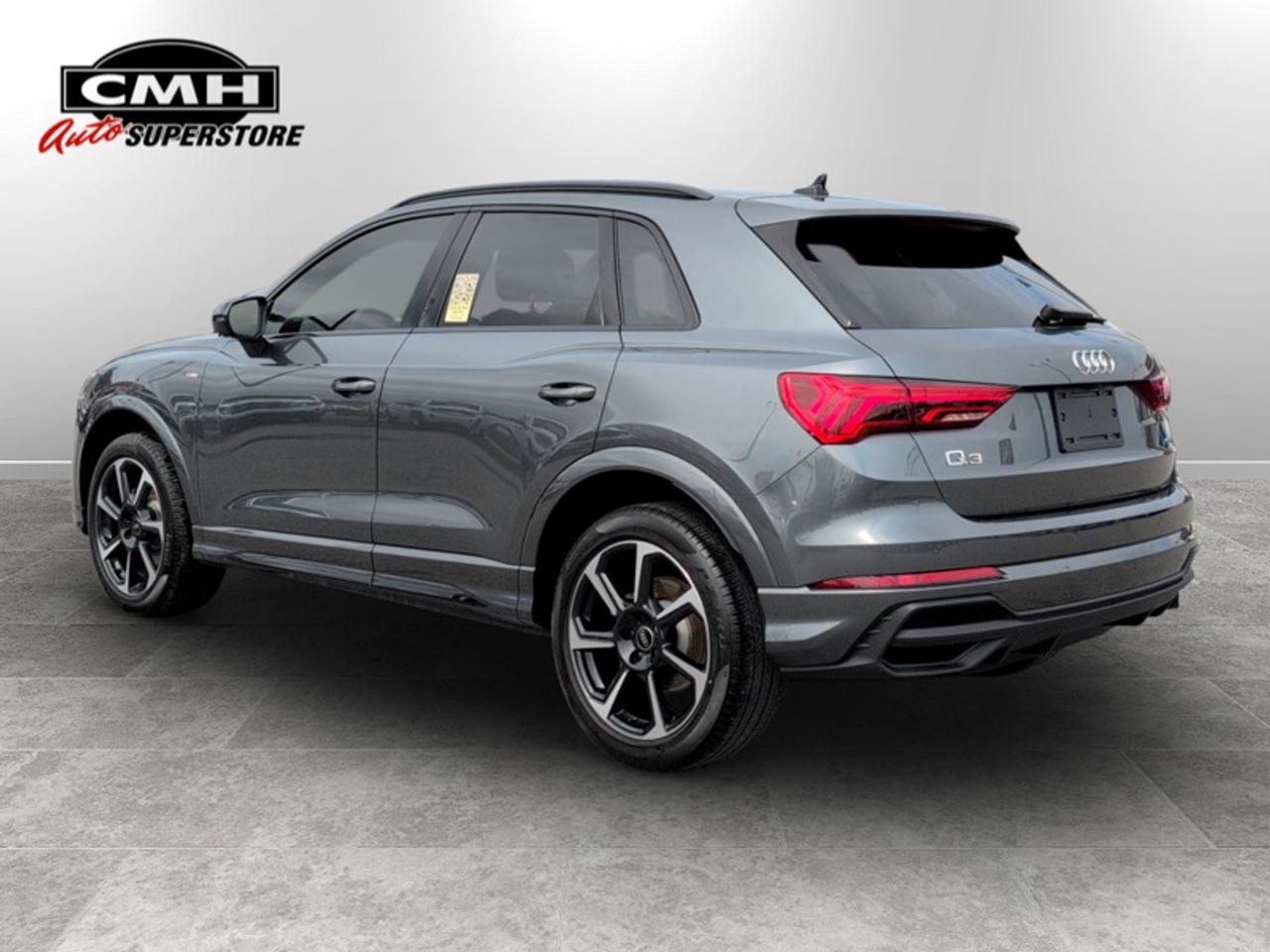 2023 Audi Q3 Technik 45 TFSI  **S LINE - ONE OWNER** Photo