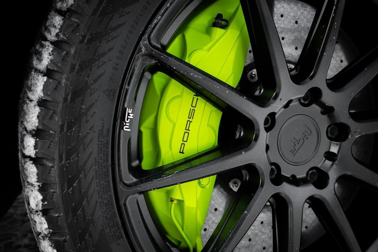 2021 Porsche Cayenne Turbo S E-Hybrid Photo