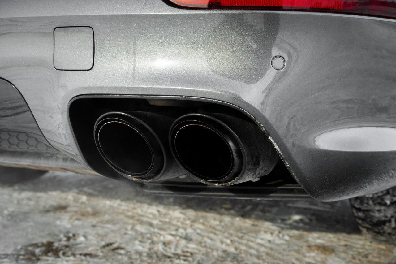 2021 Porsche Cayenne Turbo S E-Hybrid Photo