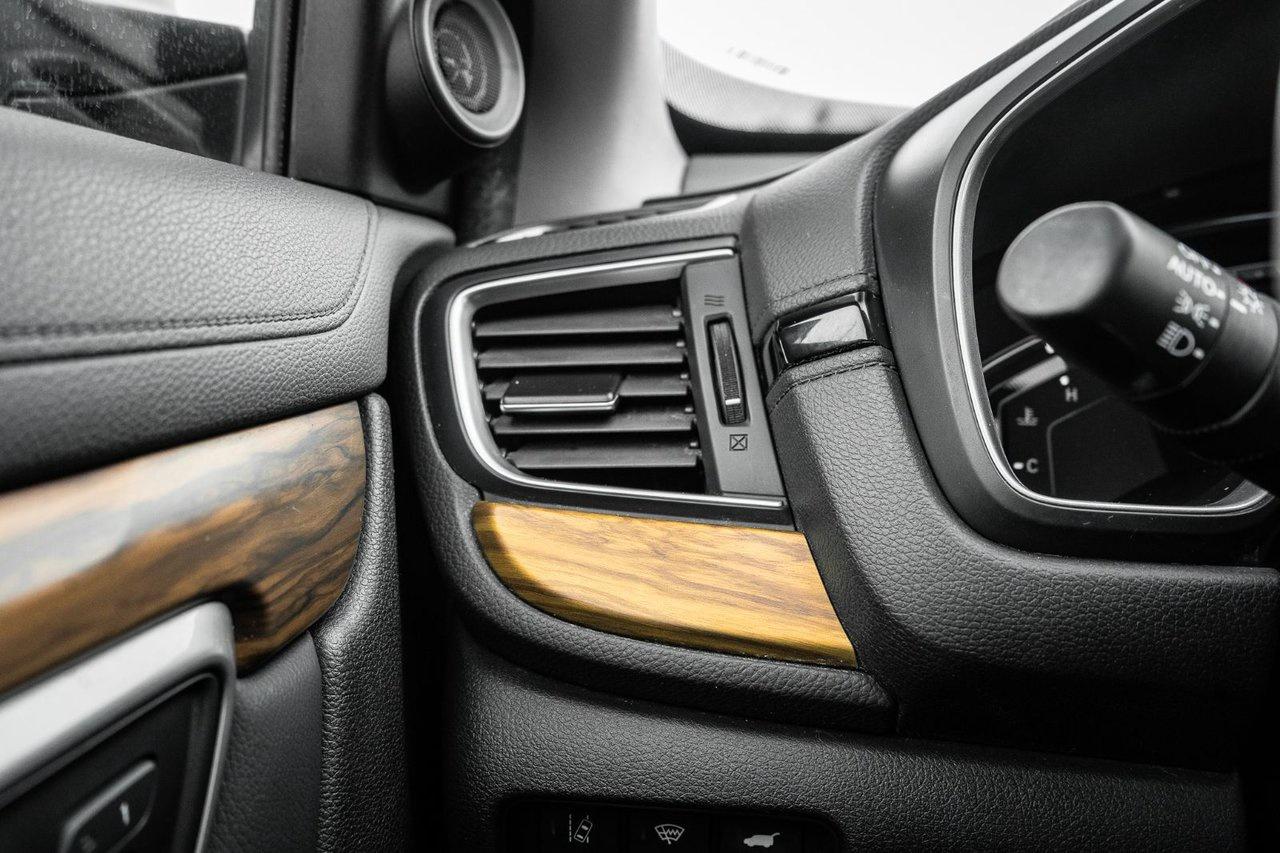 2020 Honda CR-V Touring Photo