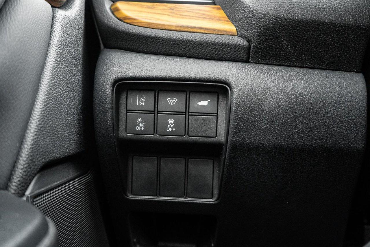 2020 Honda CR-V Touring Photo