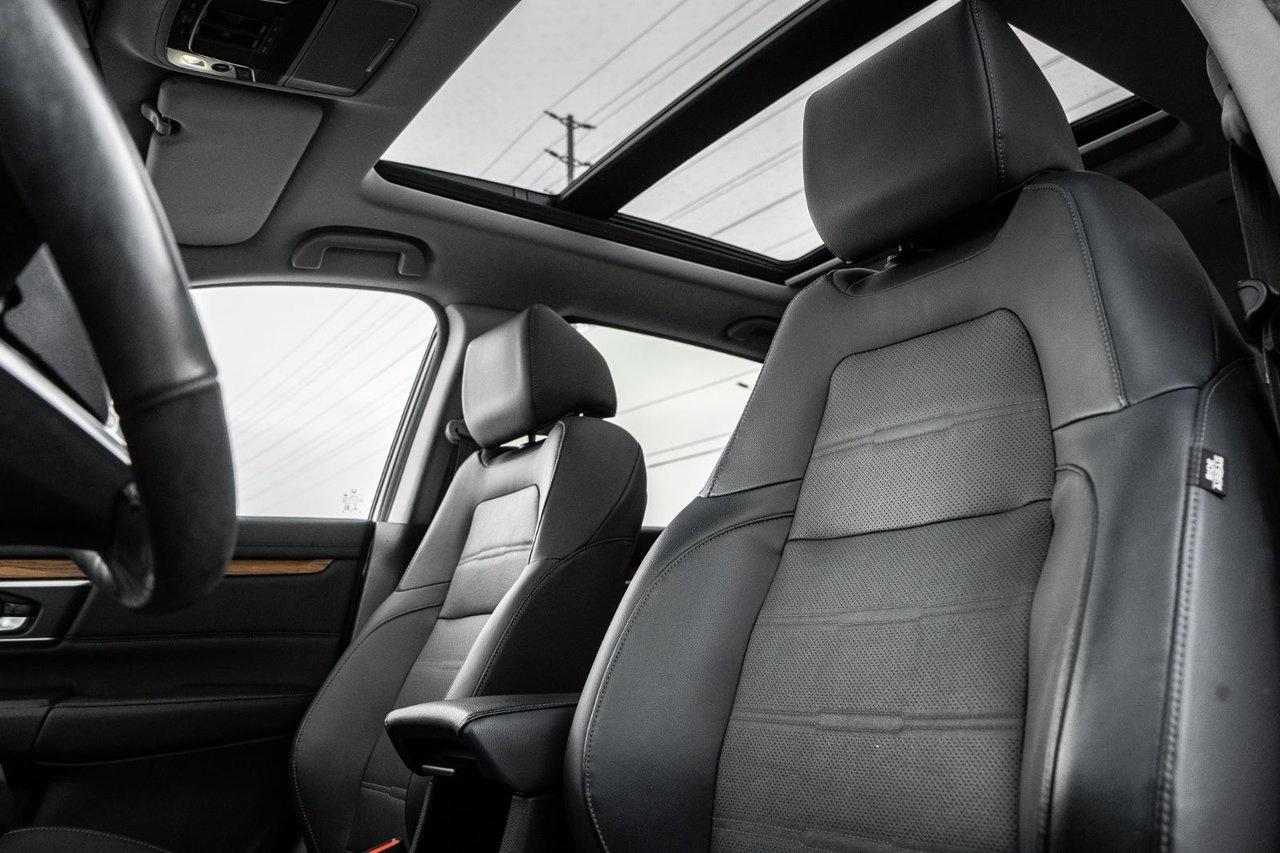 2020 Honda CR-V Touring Photo