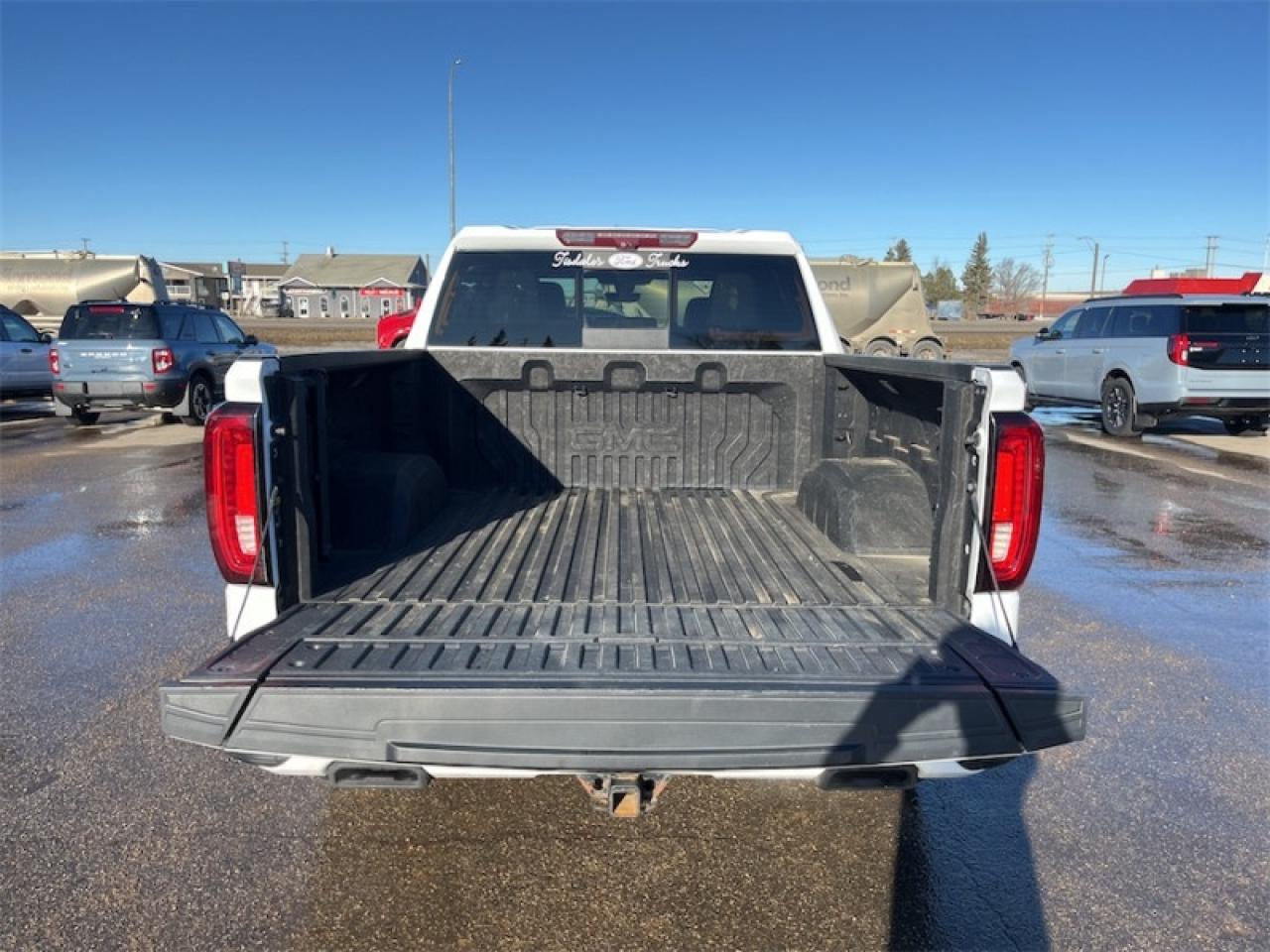 2021 GMC Sierra 1500 AT4  - Leather Seats -  Cooled Seats Photo5