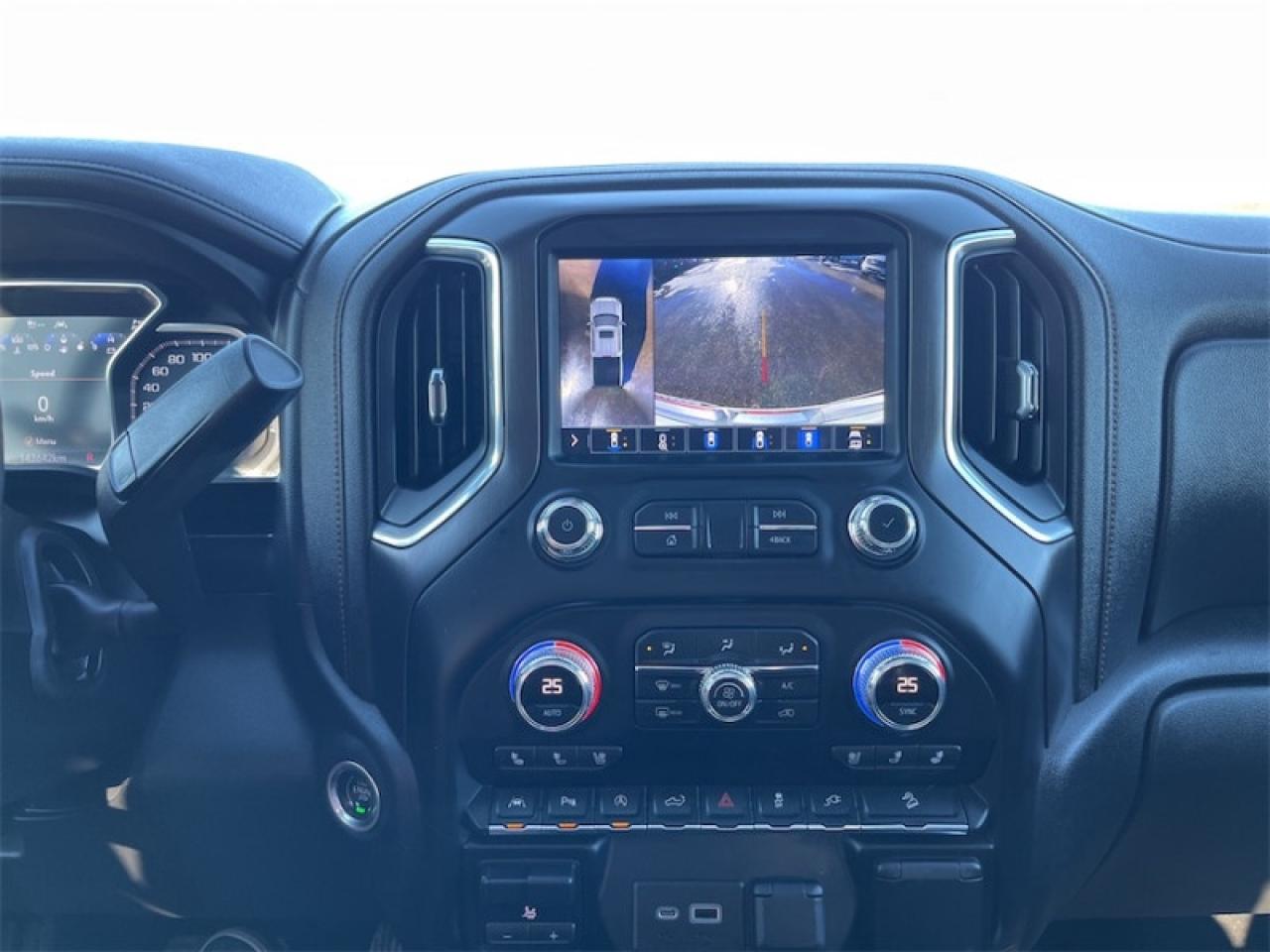 2021 GMC Sierra 1500 AT4  - Leather Seats -  Cooled Seats Photo5