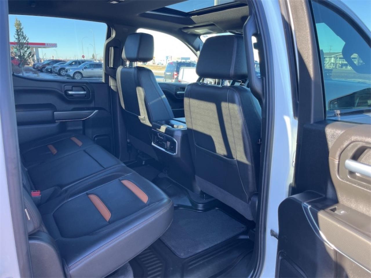 2021 GMC Sierra 1500 AT4  - Leather Seats -  Cooled Seats Photo5