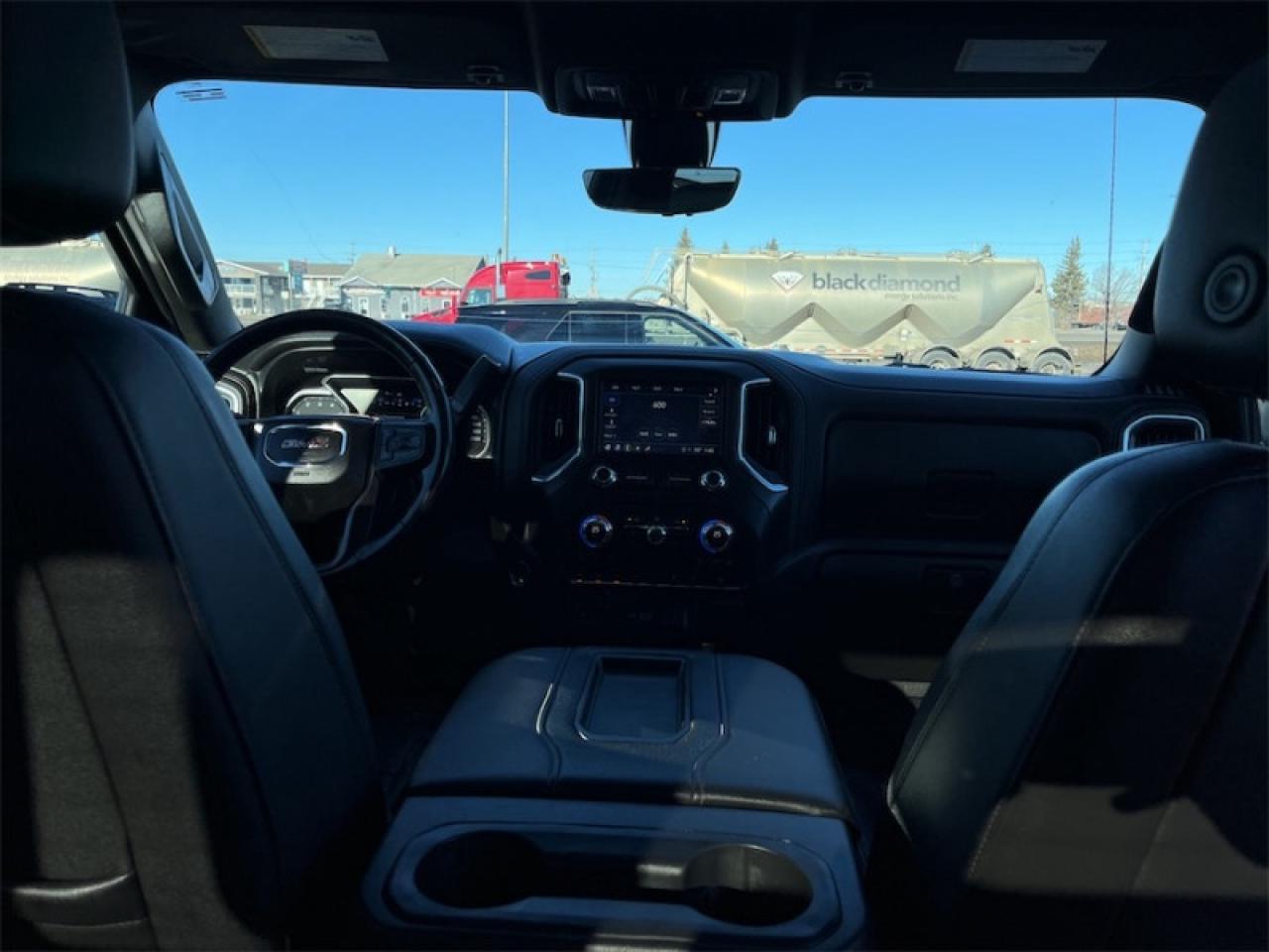 2021 GMC Sierra 1500 AT4  - Leather Seats -  Cooled Seats Photo5