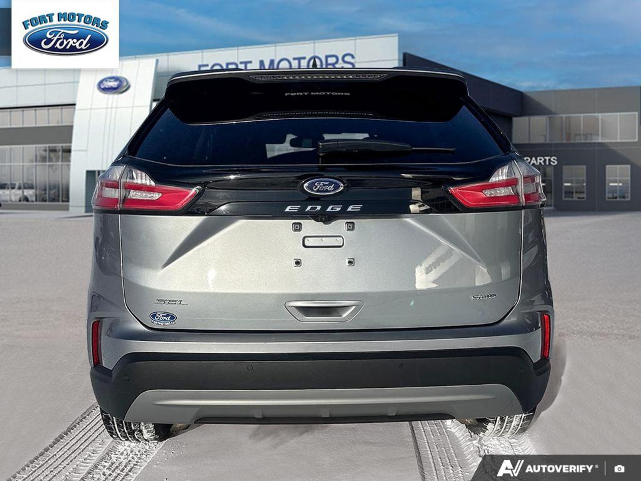 2024 Ford Edge SEL Photo4