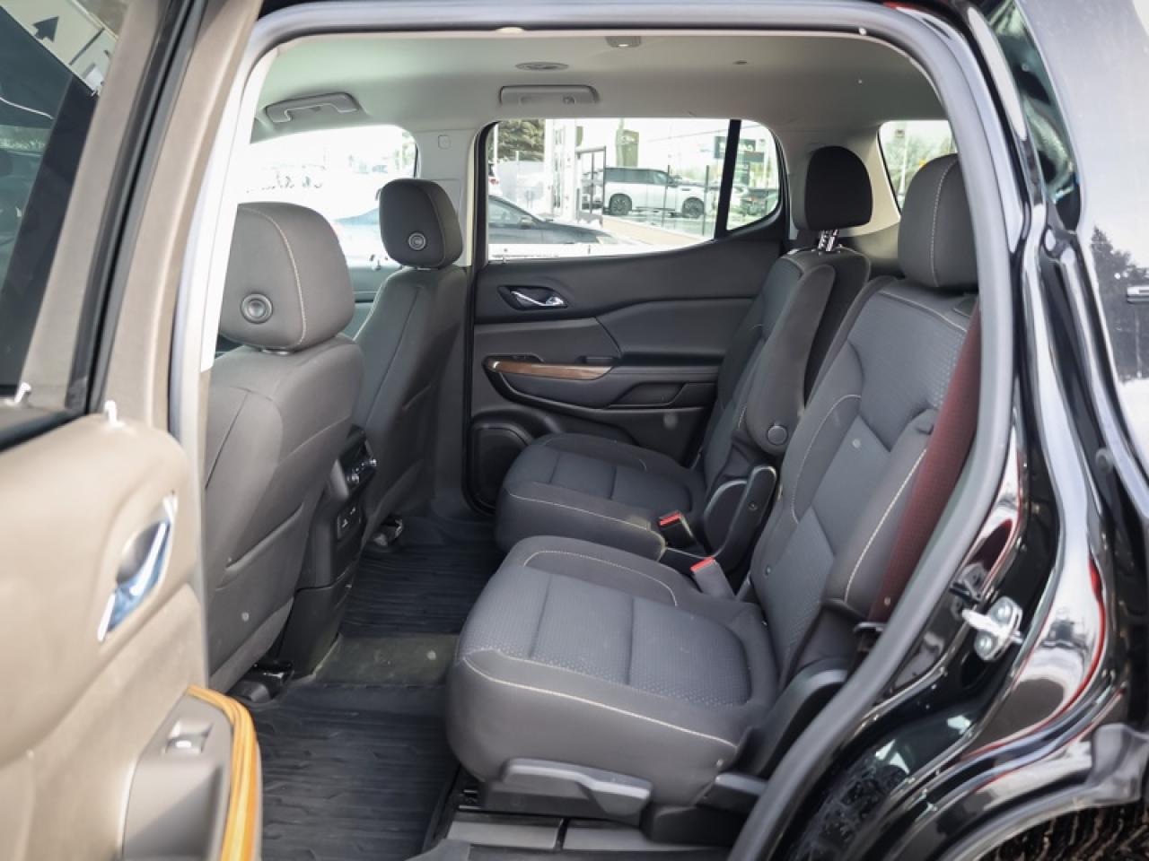2021 GMC Acadia SLE  - Heated Seats -  Power Liftgate Photo