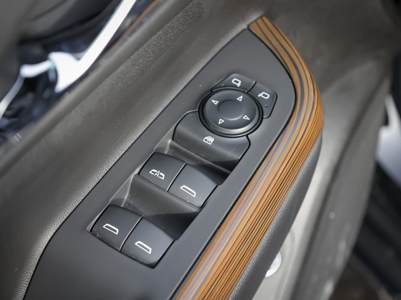 2021 GMC Acadia SLE  - Heated Seats -  Power Liftgate Photo