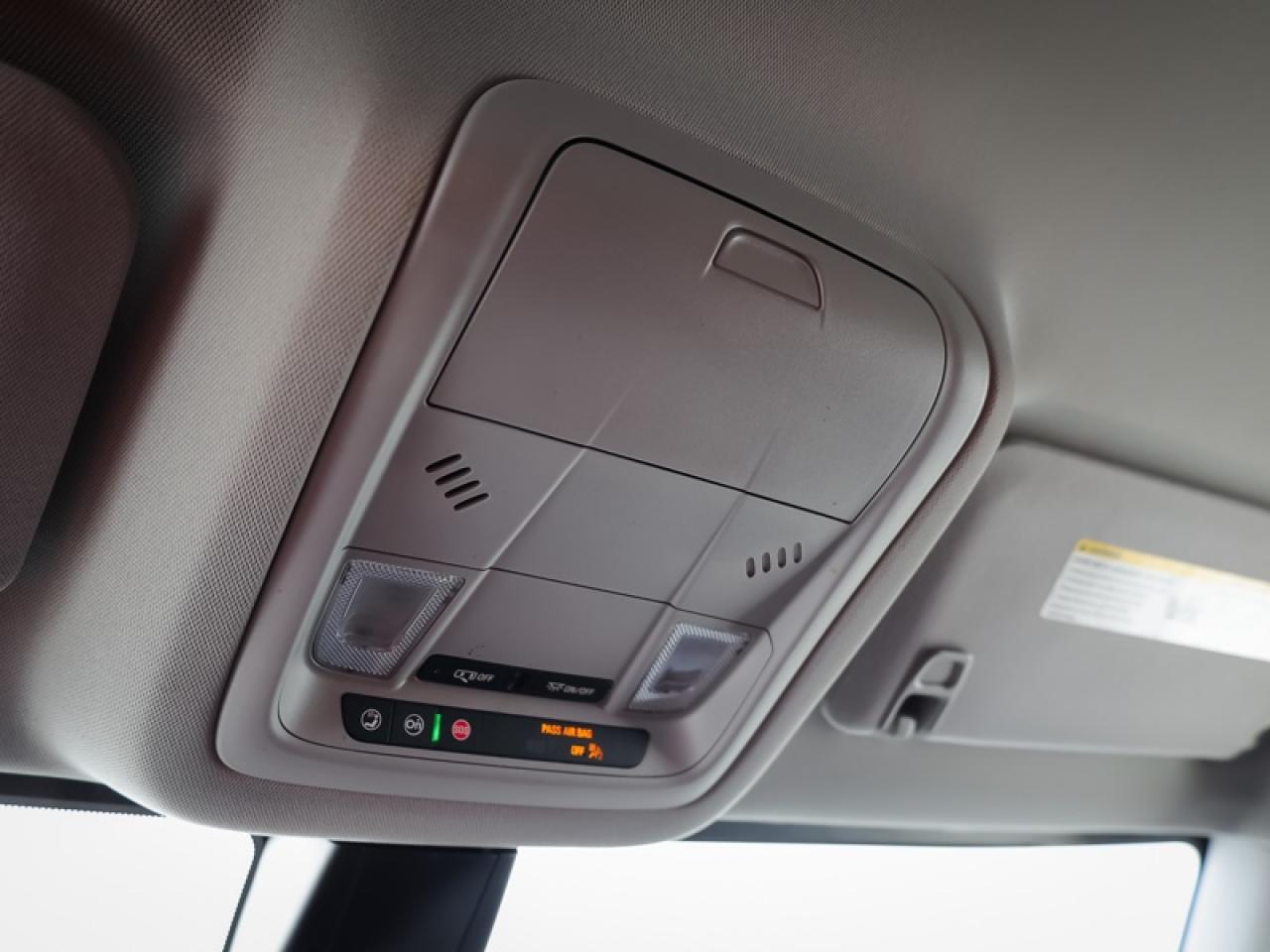 2021 GMC Acadia SLE  - Heated Seats -  Power Liftgate Photo