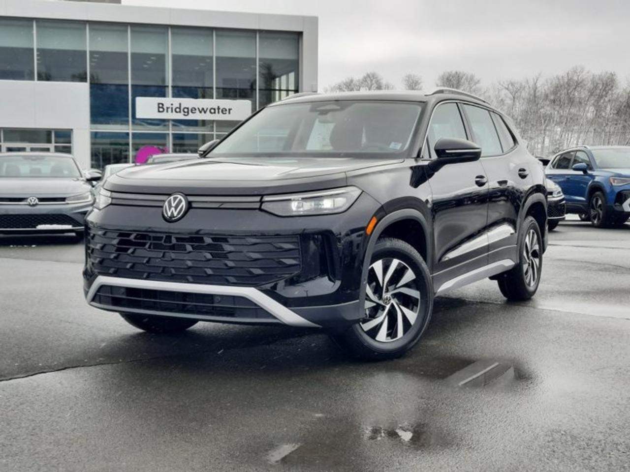 Small SUV 4WD, Trendline 4MOTION, 8-Speed Automatic w/OD, Intercooled Turbo Regular Gasoline I-4 2.0 L/121