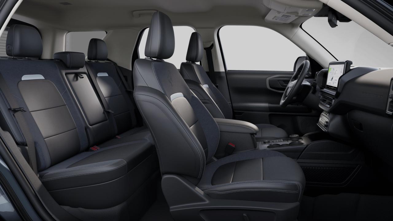 2025 Ford Bronco Sport Outer Banks Photo